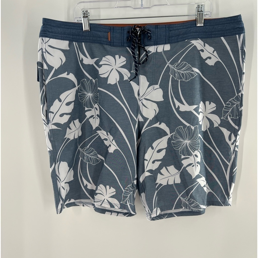QUICKSILVER WATERMEN COLLECTION PARADISE HARBOR FLORAL BOARD SHORTS 38 GRAY